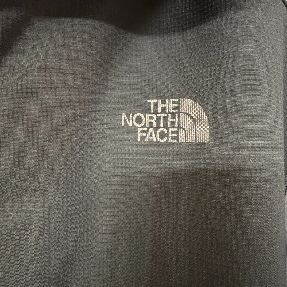The North Face Kilowatt Men's Varsity Waterproof‎ Warm Gray Workwear Jacket Sz M